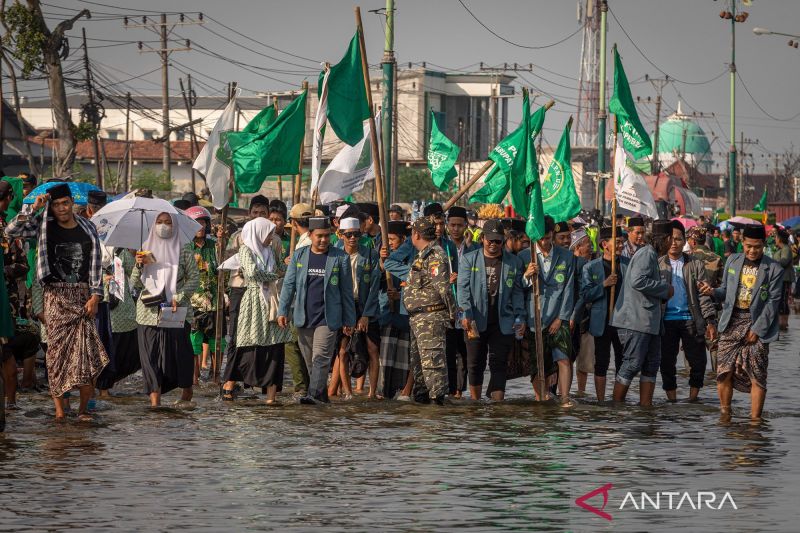 Peduli pesisir Demak, NU gelar Istighatsah Kemanusiaan di tengah ancaman rob