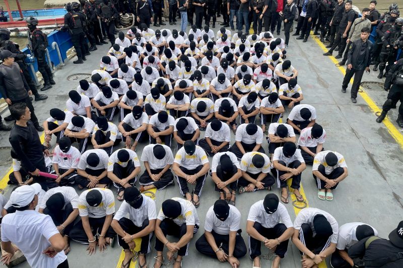 Ditjenpas pindahkan 100 napi risiko tinggi asal Sumut ke Nusakambangan