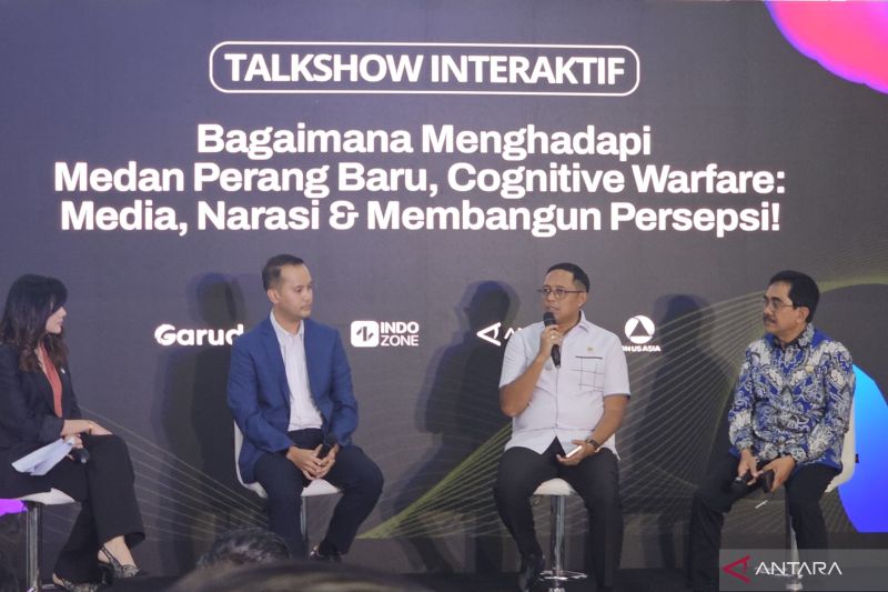 Hasan Nasbi: Kolaborasi kunci hadapi perang kognitif