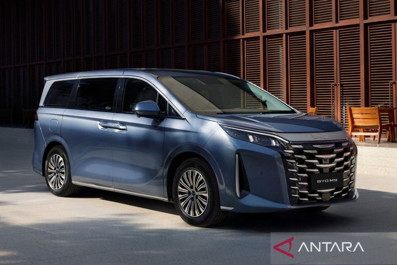 byd-akan-meluncurkan-minivan-byd-m9-pada-26-juni
