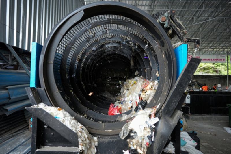 Jangjo kampanyekan "Junk Revolution" untuk mengatasi masalah sampah