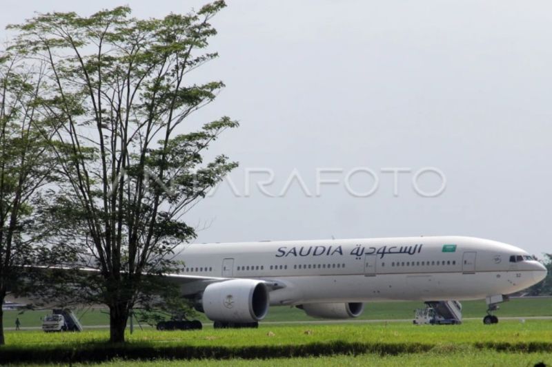 Wamenag RI doakan jamaah haji tumpangi pesawat Saudia selamat