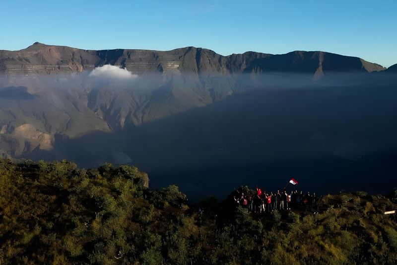 Menaklukkan Tambora