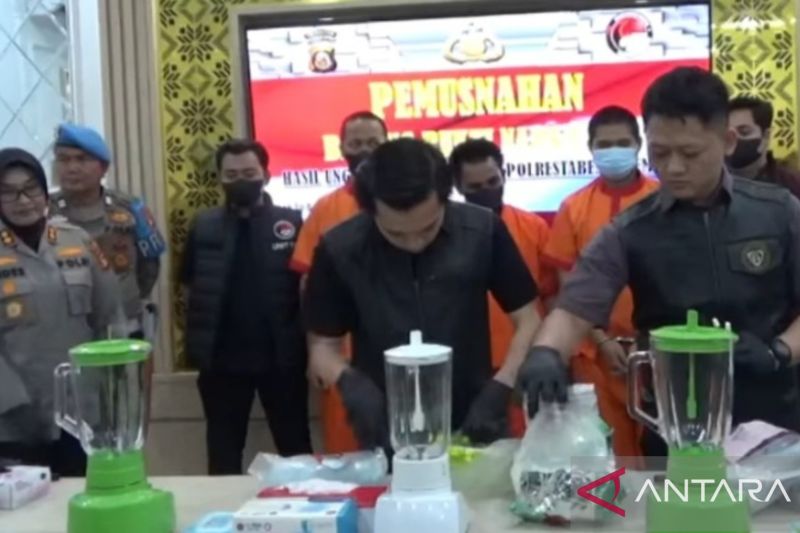 Polrestabes Palembang Musnahkan 4 Kg Sabu: Fakta Terungkap!