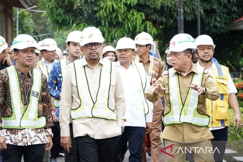 Wakil Kepala Staf Kepresidenan tinjau Sekolah Rakyat di Jambi