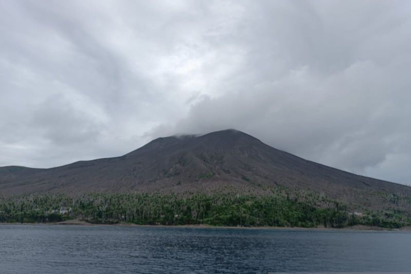 Warga diminta tidak beraktivitas di radius bahaya Gunung Ruang Sulut