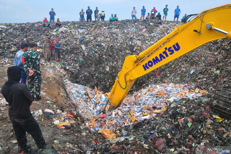 kemarin-stok-bbm-pertamina-aman-hingga-satgas-cegah-rokok-ilegal