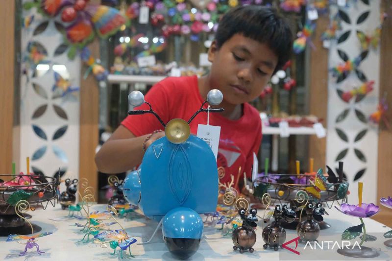 pameran-ikm-bali-bangkit-2025-sebagai-ajang-promosi-pruduk-unggulan-umkm-khas-bali