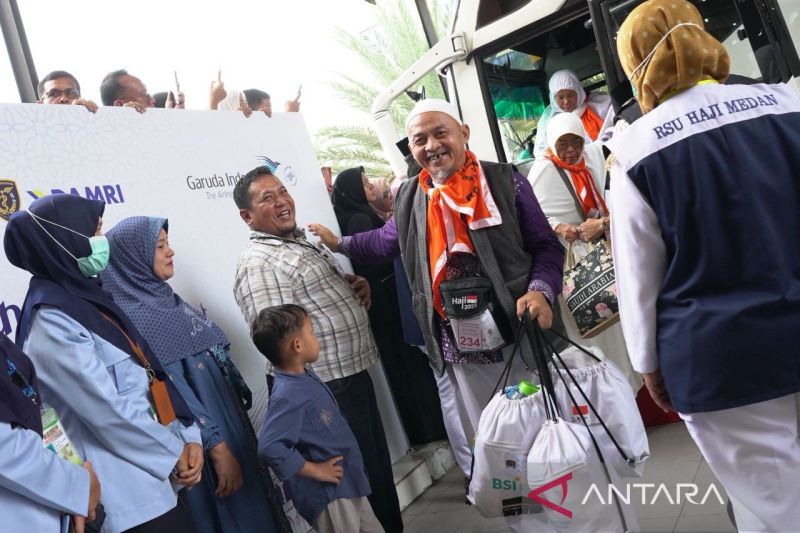 PPIH Medan: 360 haji Kloter 06 asal Langkat Sumut tiba di Tanah Air
