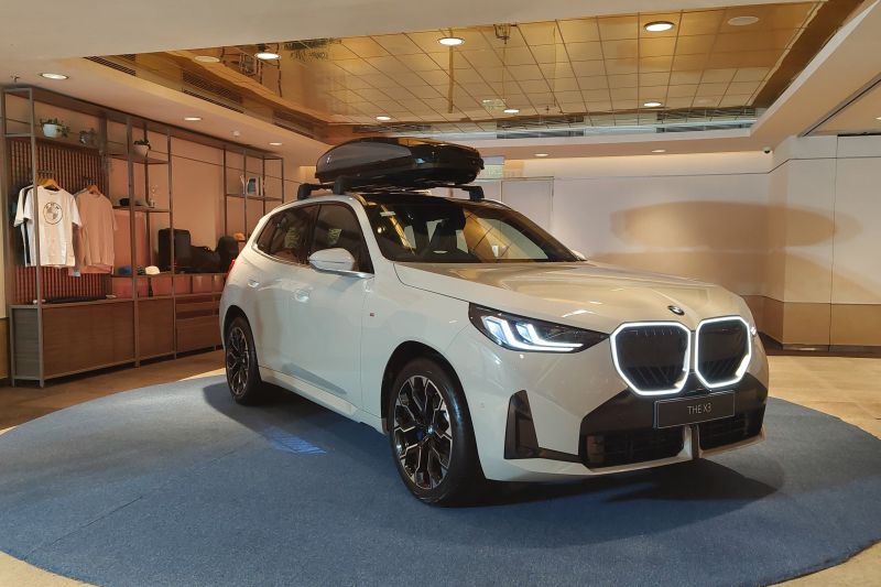 bmw-siapkan-empat-model-baru-di-giias-2025