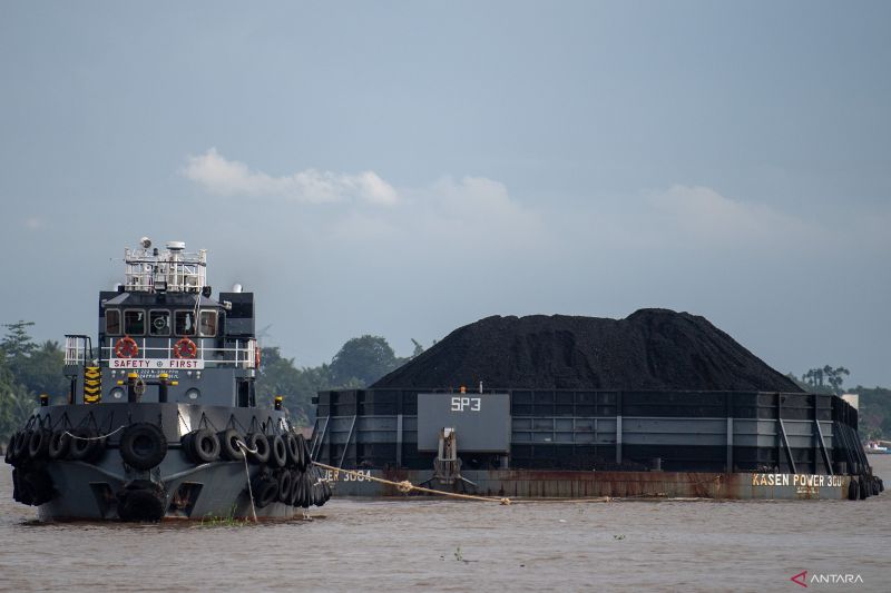 harga-batu-bara-periode-i-agustus-naik-jadi-10222-dolar-as-per-ton