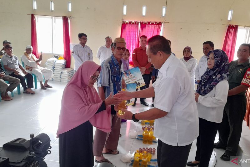 Gubernur salurkan BLP3G kepada warga di Kabupaten Gorontalo