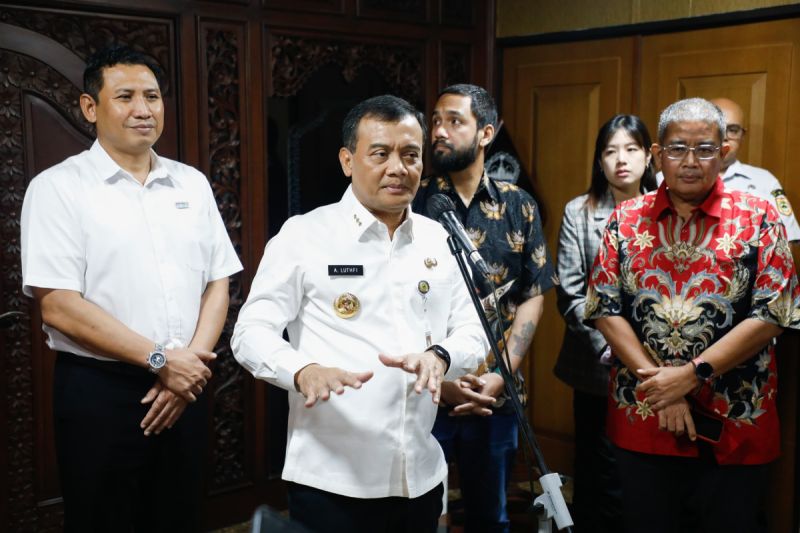 pesawat-pertama-rute-internasional-bandara-semarang-terbang-september
