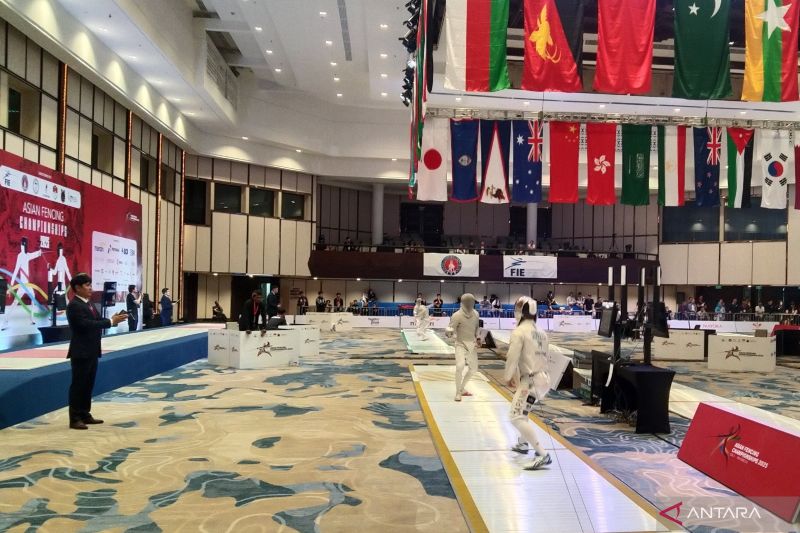 Tiga atlet anggar RI berhasil mencapai 64 besar Kejuaraan Asia 2025