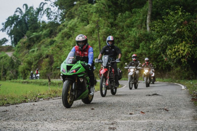 berkendara-bersama-seraya-eksplorasi-wisata-di-sulawesi-selatan