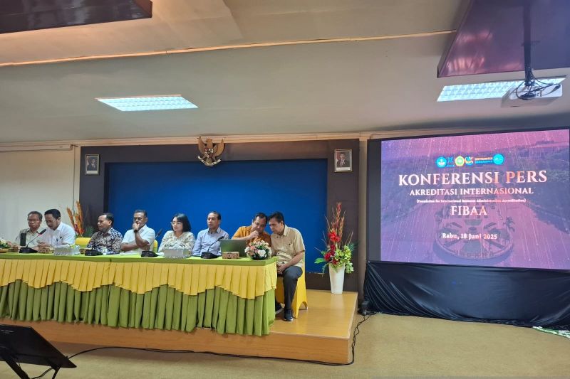 Empat program studi Undana Kupang raih akreditasi FIBAA