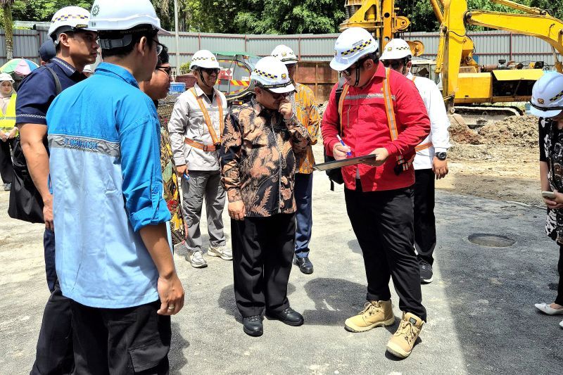 Mendikdasmen tinjau pembangunan Sekolah Indonesia Kuala Lumpur