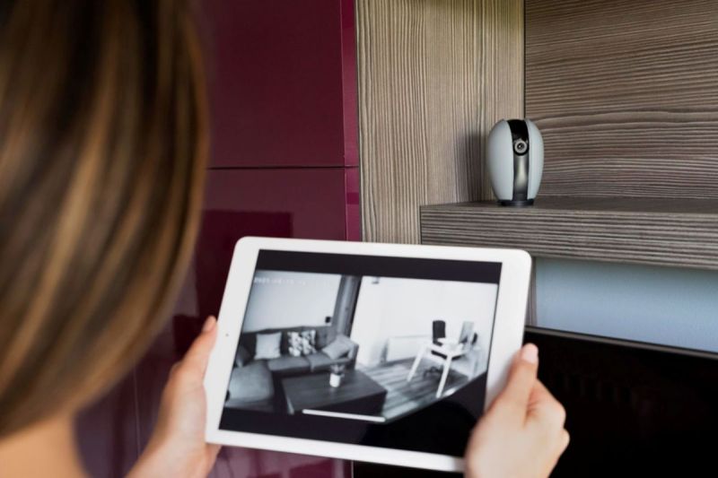 Tips Jitu Bikin Hunian Makin Aman dan Nyaman dengan Merk CCTV Indoor Terbaik