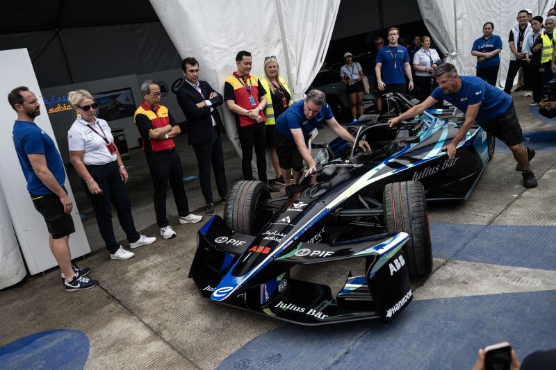 Pram bagikan 3.400 tiket Formula E untuk siswa SMA dan SMK Negeri