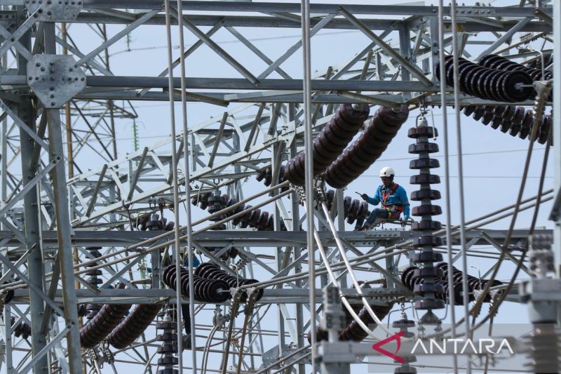 pln-bangun-gitet-500-kv-di-banyuwangi-perkuat-sistem-kelistrikan-jawa-bali