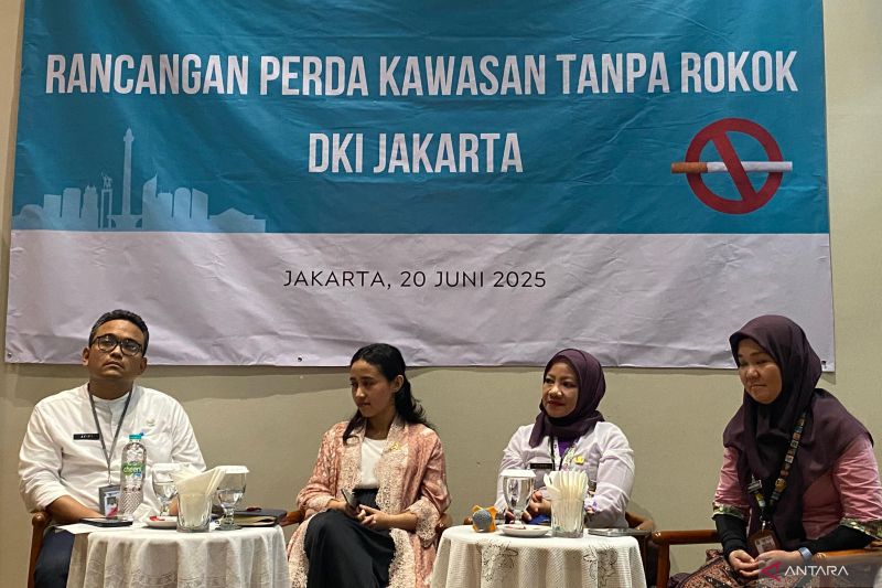 12 persen remaja laki-laki di Jakarta adalah perokok
