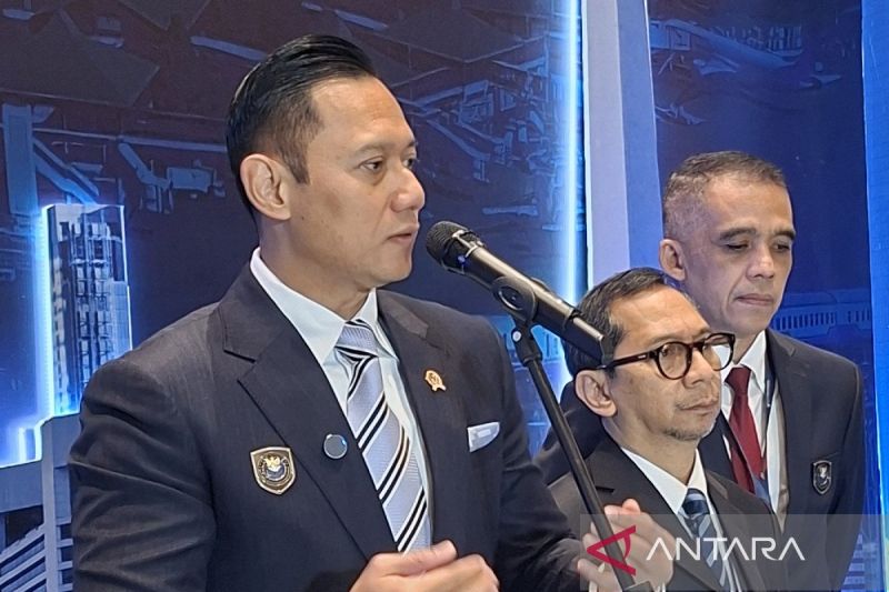 menko-ahy-menjajaki-infrastruktur-energi-nuklir-dengan-dubes-rusia