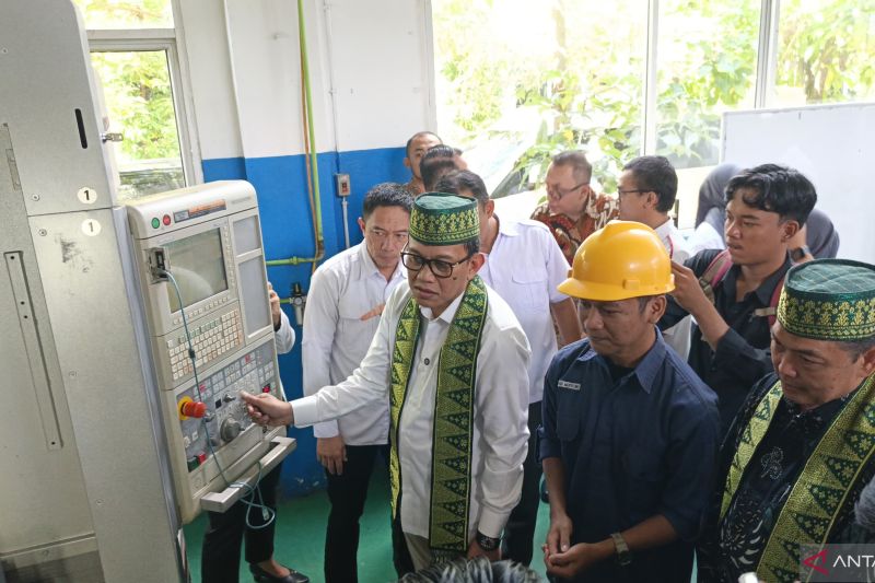 menteri-14-juta-lowongan-kerja-di-luar-negeri-belum-terpenuhi