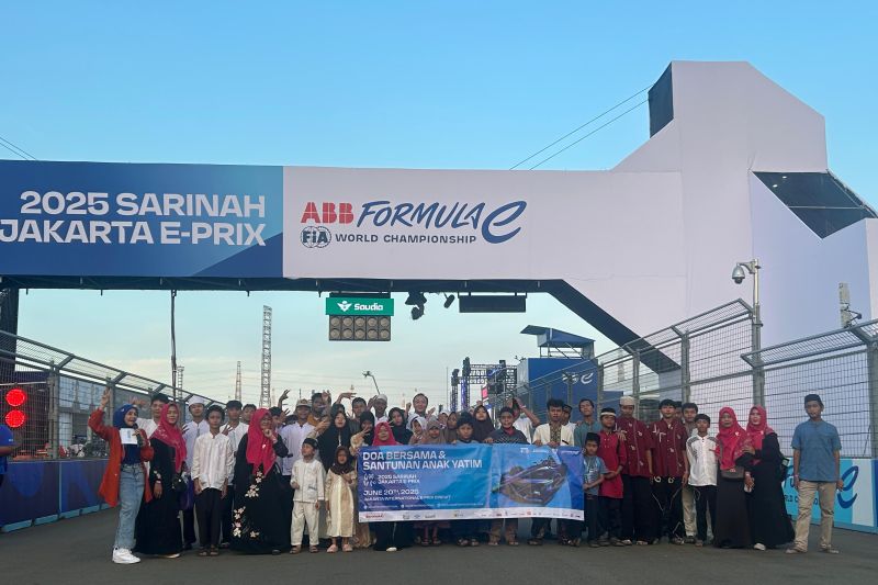 Jakarta E-Prix gambaran budaya dan teknologi berjalan beriringan