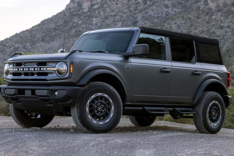 ford-tarik-kembali-2272-unit-bronco-model-tahun-2025
