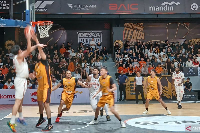 IBL 2025 - Dewa United gagal menjegal, Pelita Jaya tetap di puncak