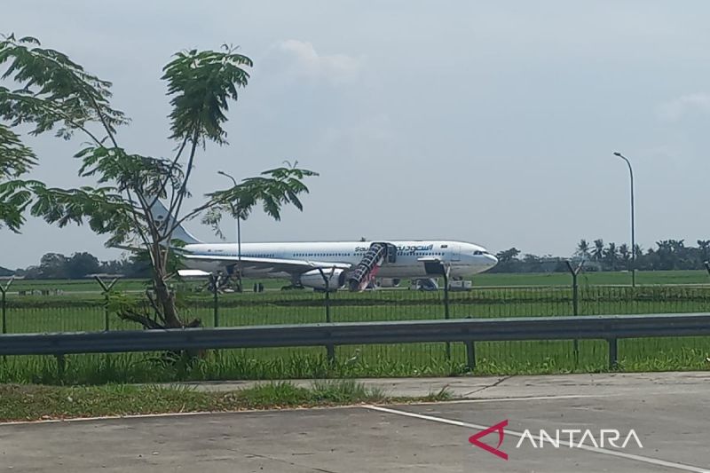 Polda Sumut-TNI lakukan sterilisasi pesawat Saudia Arabia