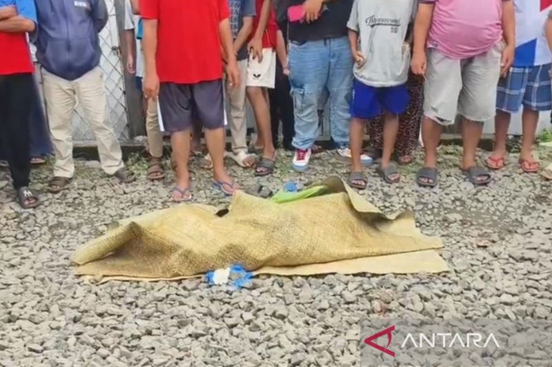 Seorang pria tewas tertabrak kereta di Kalideres Jakarta Barat