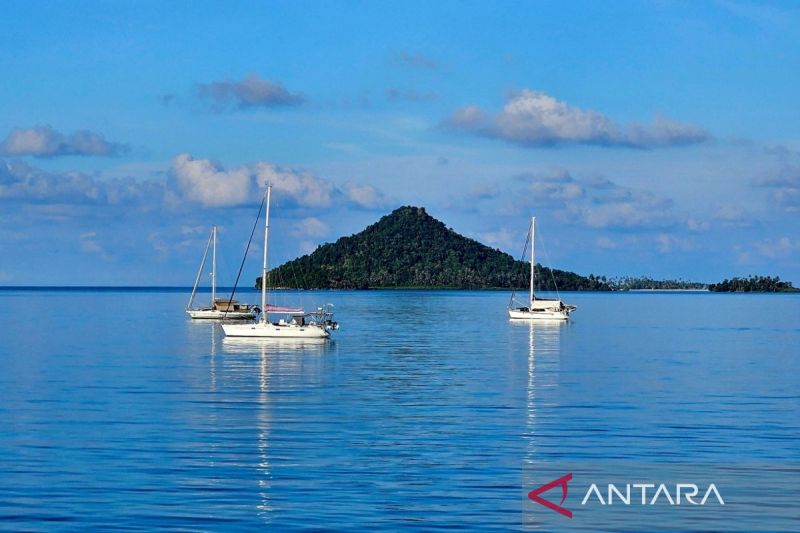 menggaet-wisman-ke-perbatasan-melalui-yacht-rally-sail-to-natuna