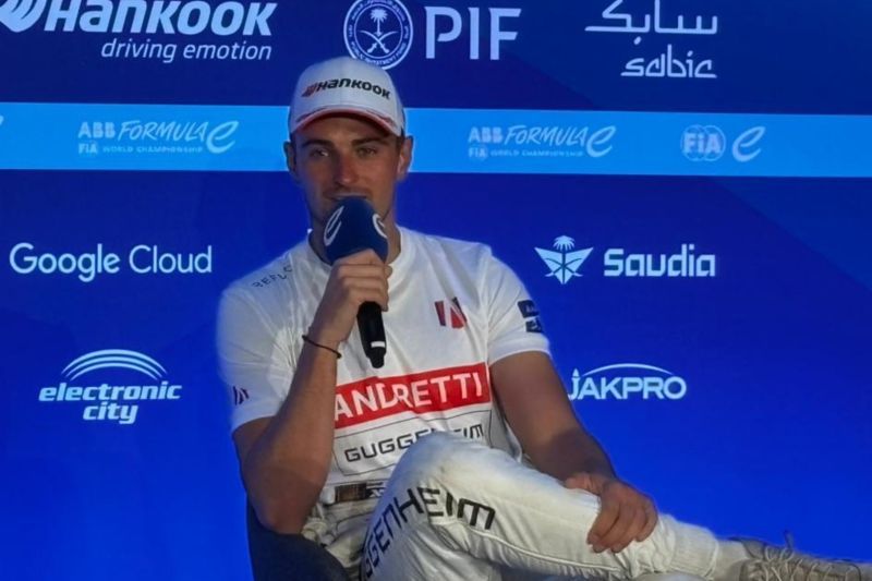 Nico Mueller sebut strategi "attack mode" membawanya ke podium