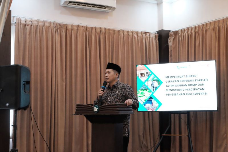 wamenkop-sebut-koperasi-syariah-bisa-jadi-contoh-bagi-kdmp