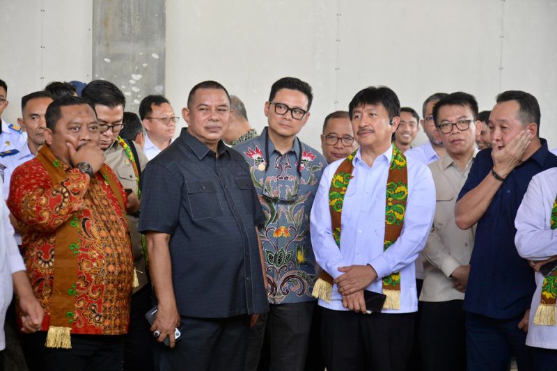 kemenbub-operasi-penuh-bandara-rahadi-oesman-ditarget-akhir-2025
