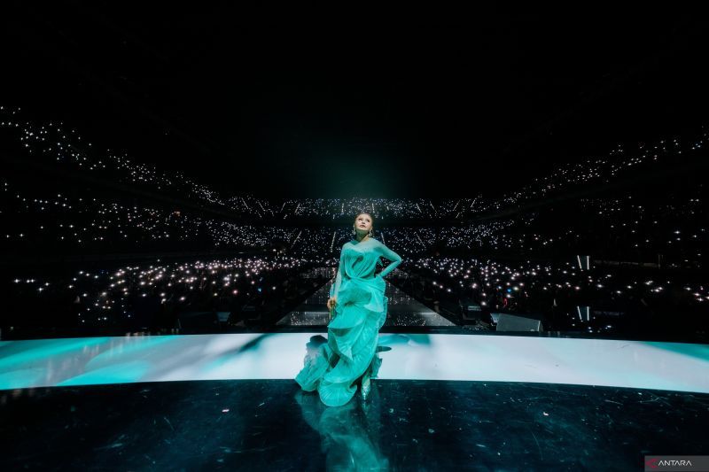 Konser "Here I Am" Rossa disambut 10.000 penggemar di Malaysia 