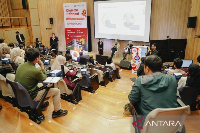 Telkom kembangkan talenta digital muda melalui Digistar Connect 