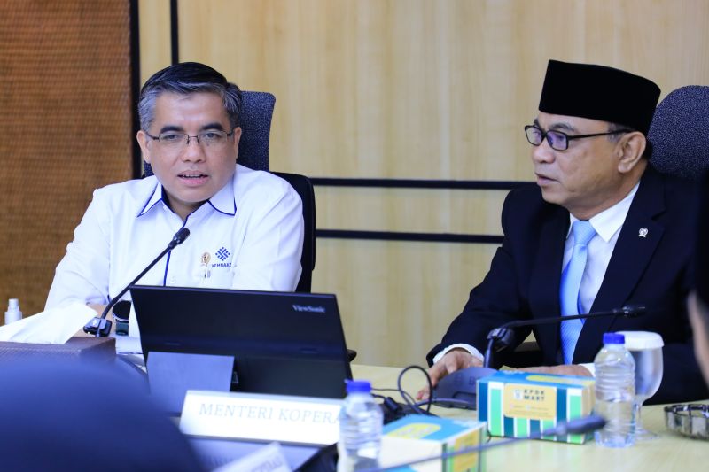 kemnaker-kemenkop-jajaki-sinergi-peningkatan-kompetensi-sdm-koperasi