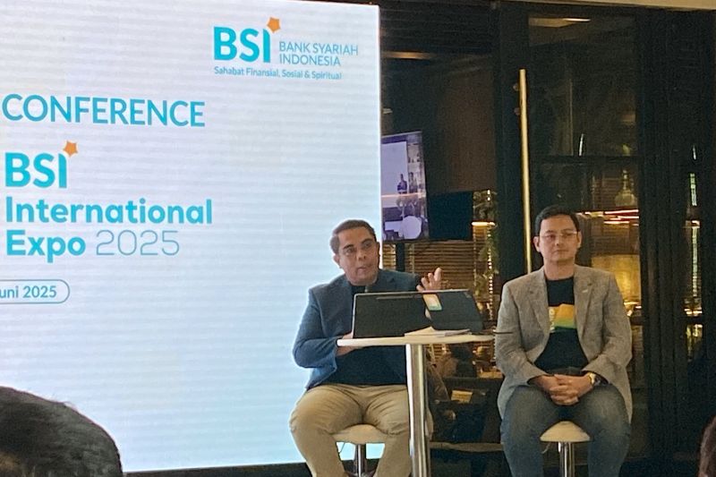 bsi-optimalkan-bank-emas-dan-layanan-haji-umrah-di-international-expo