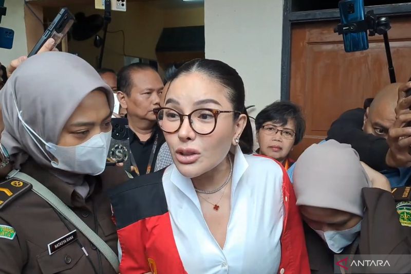 nikita-minta-presiden-prabowo-luruskan-hukum-di-indonesia