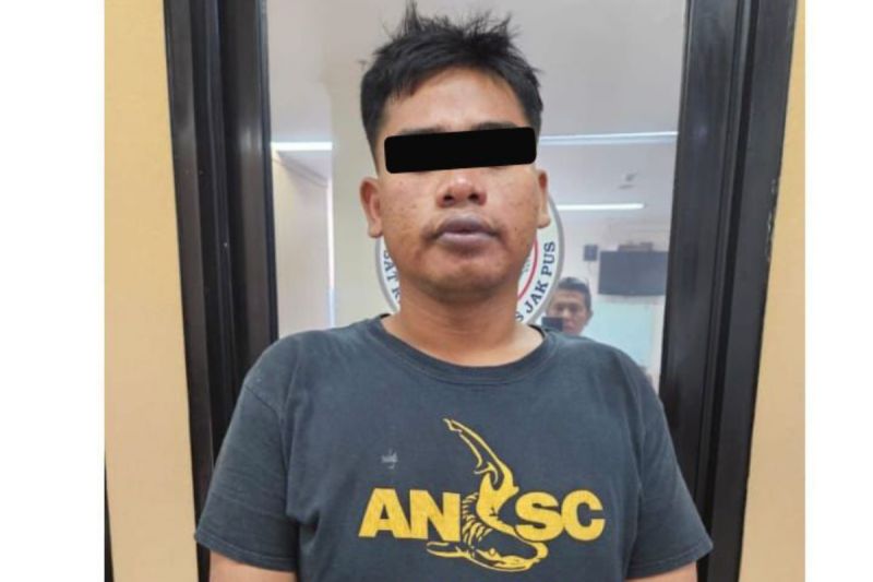 polisi-bekuk-jambret-yang-beraksi-di-angkutan-umum