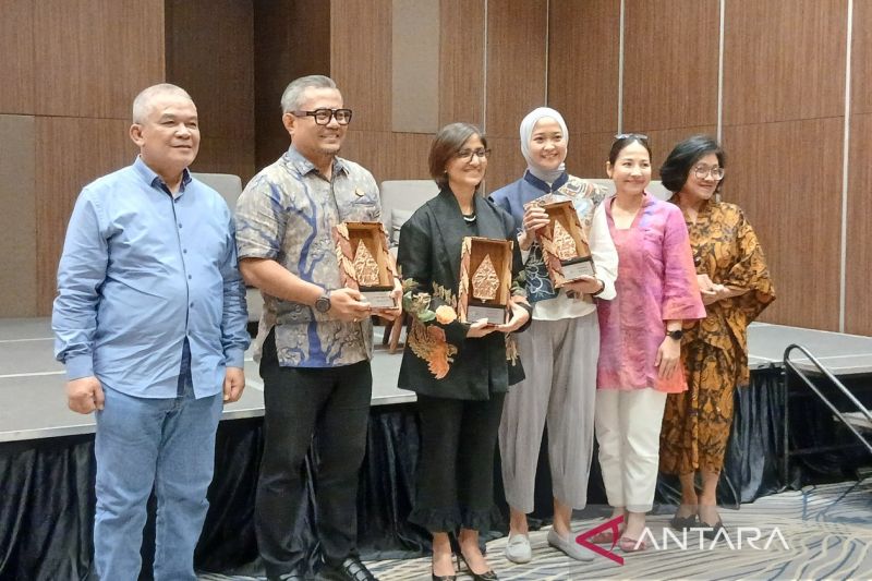 aaji-sebut-konsolidasi-bumn-asuransi-tak-berdampak-pada-bisnis-swasta