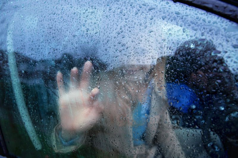 tips-mudah-hilangkan-embun-pada-kaca-mobil