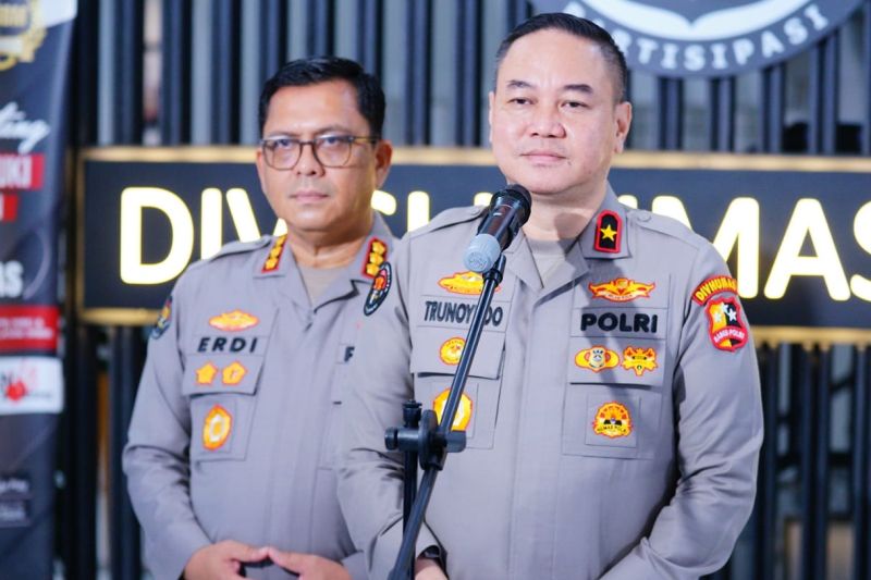 Polri tampilkan inovasi robot pada puncak Hari Bhayangkara di Monas