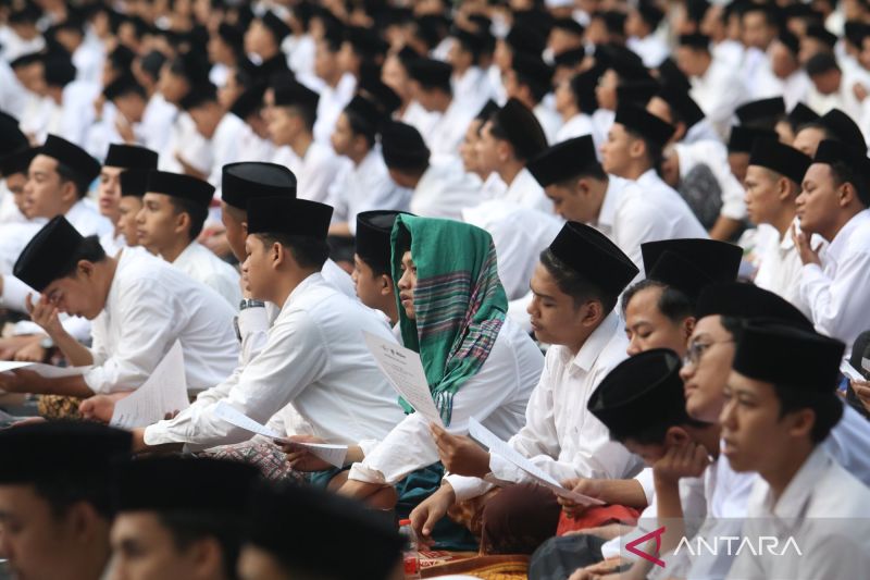 Ummat Islam hadiri Istigasah dan doa bersama awal tahun baru Hijriah