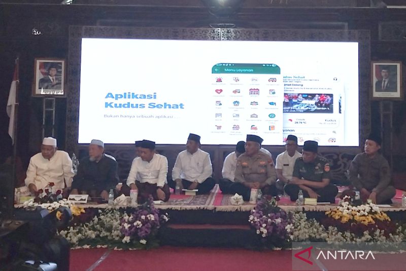 pemkab-kudus-luncurkan-aplikasi-kudus-sehat-untuk-semua-perizinan