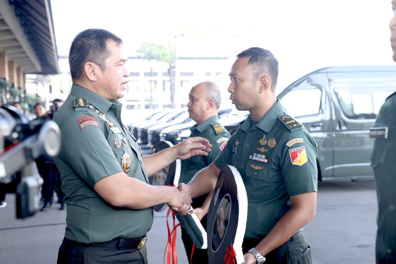 KSAD berikan bantuan rumah kepada warakawuri dan prajurit disabilitas