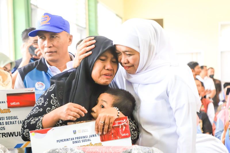 Pemprov Jatim salurkan bantuan dorong kemandirian masyarakat