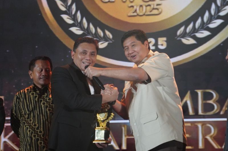 bp-tapera-raih-penghargaan-dalam-ajang-property-and-bank-awards-2025
